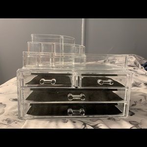 Makeup Storage/Organizer